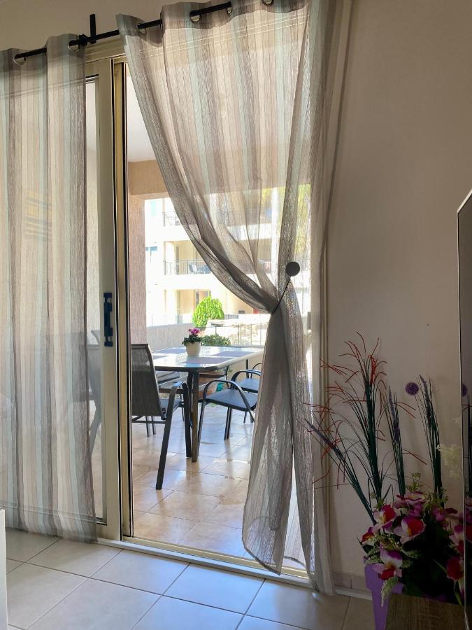 Royal Seacrest F G5 Ground Floor Apartment Paphos Ngoại thất bức ảnh